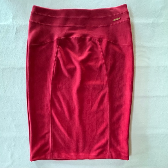 Marc New York Faux Suede Red Pencil Skirt (L) - Picture 3 of 11